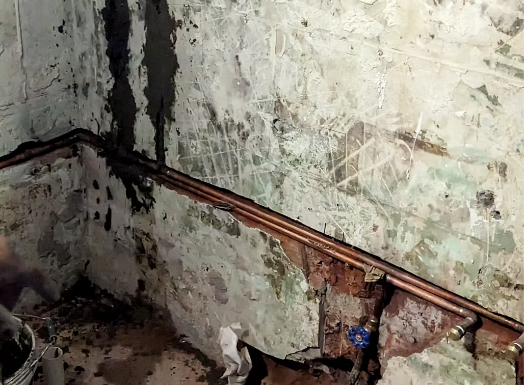 Instalación de cañerías de agua potable antes del embutido